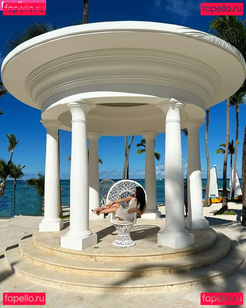 Thailiian Onlyfans Photo Gallery 