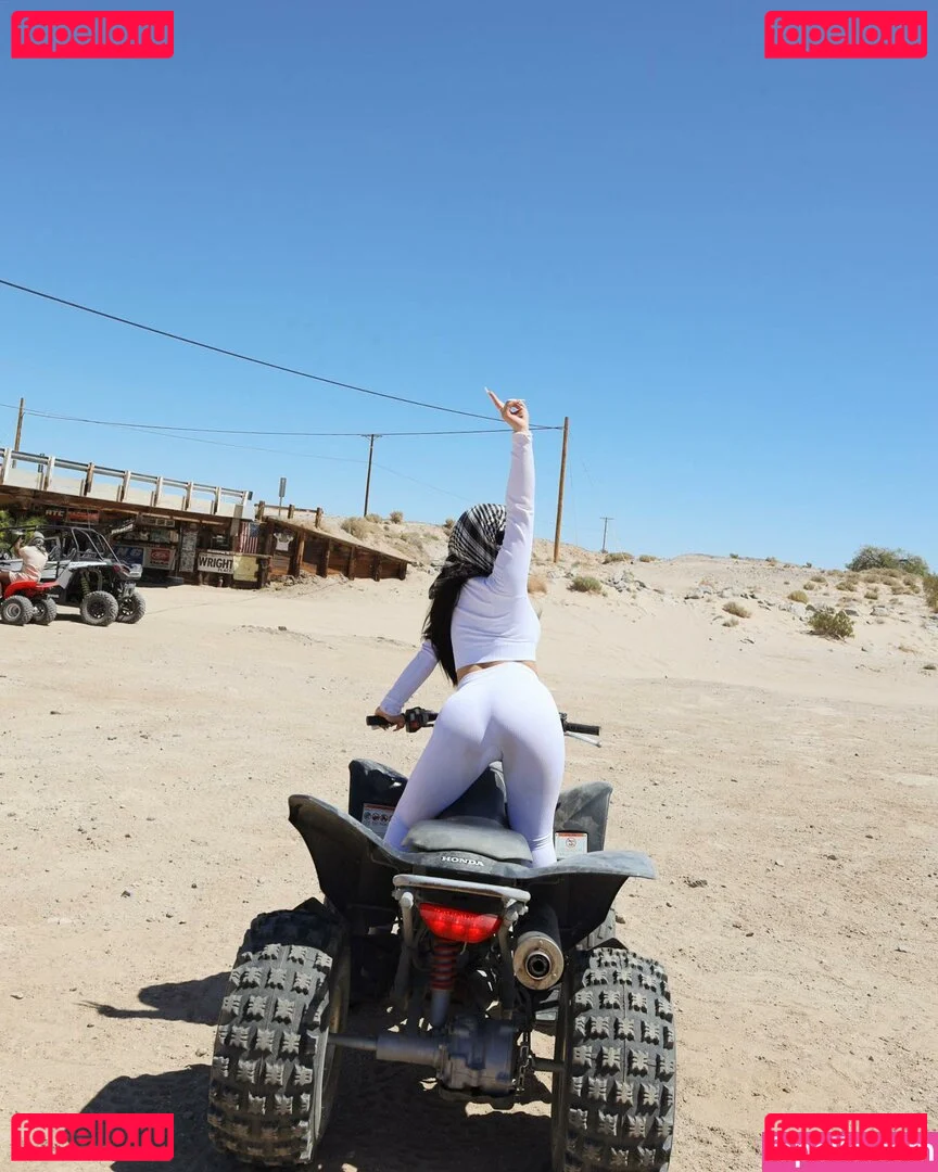 Thailiian Onlyfans Photo Gallery 