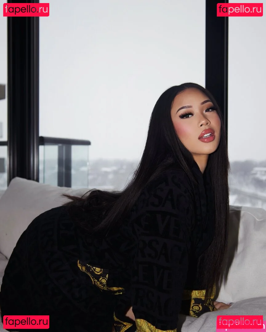 Thailiian Onlyfans Photo Gallery 