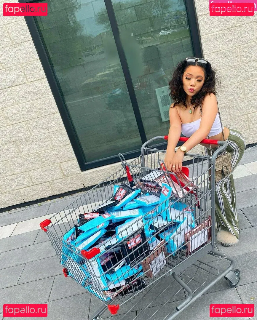 Thailiian Onlyfans Photo Gallery 