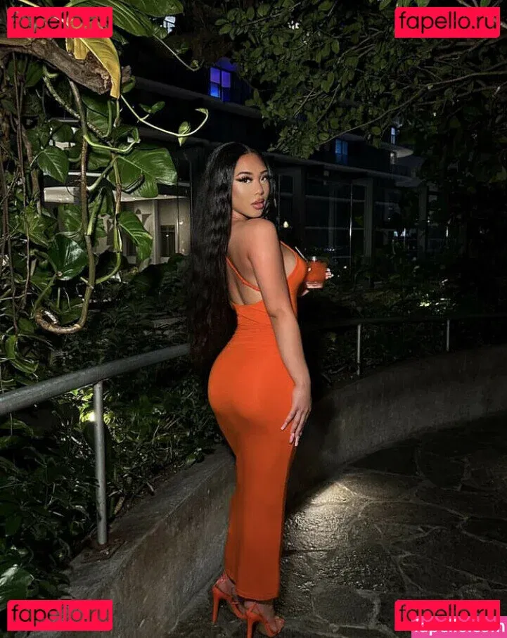 Thailiian Onlyfans Photo Gallery 