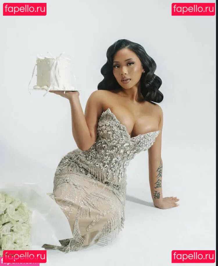 Thailiian Onlyfans Photo Gallery 