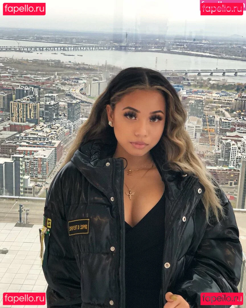 Thailiian Onlyfans Photo Gallery 