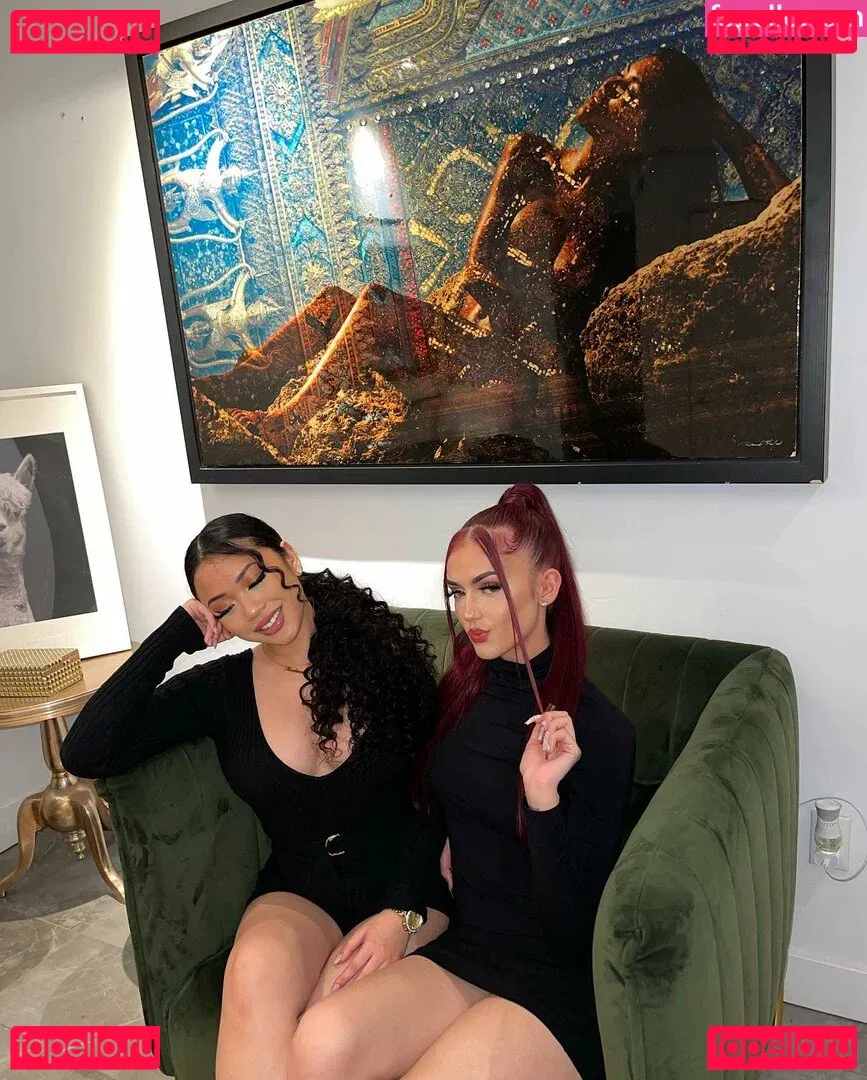 Thailiian Onlyfans Photo Gallery 