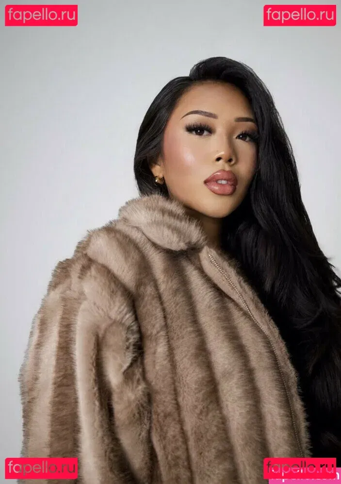 Thailiian Onlyfans Photo Gallery 