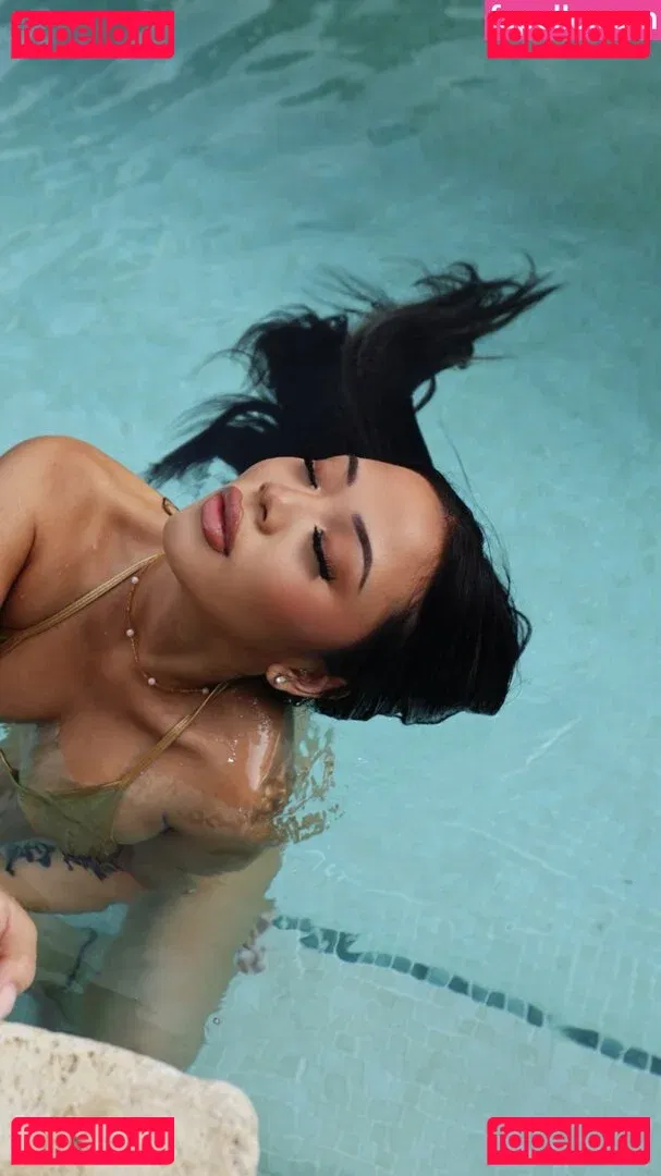 Thailiian Onlyfans Photo Gallery 