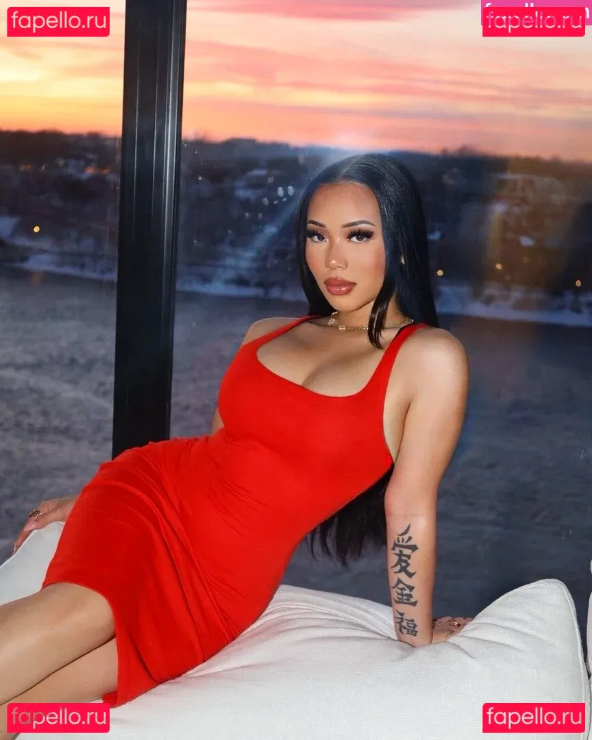 Thailiian Onlyfans Photo Gallery 