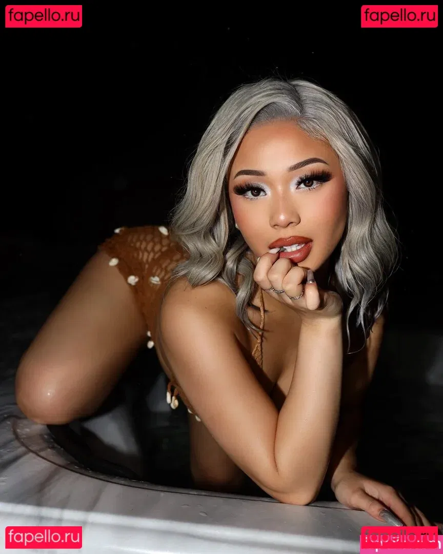 Thailiian Onlyfans Photo Gallery 