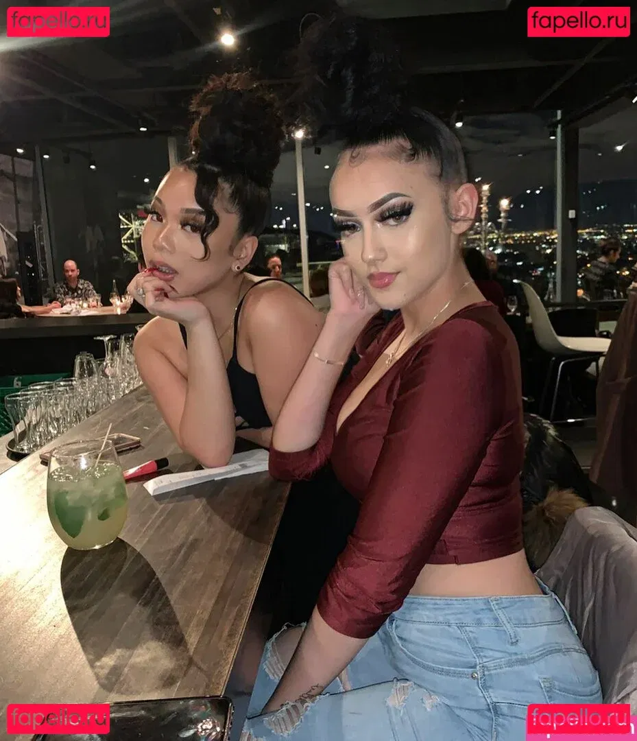 Thailiian Onlyfans Photo Gallery 