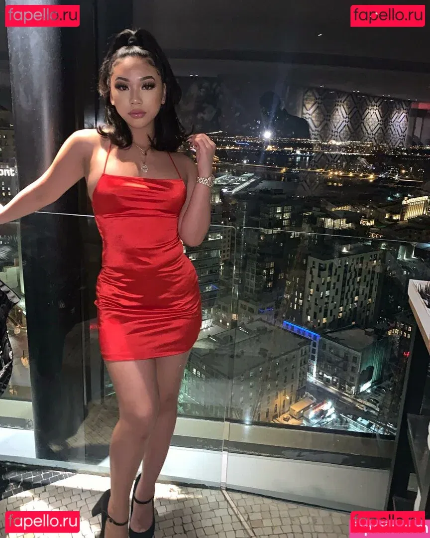 Thailiian Onlyfans Photo Gallery 