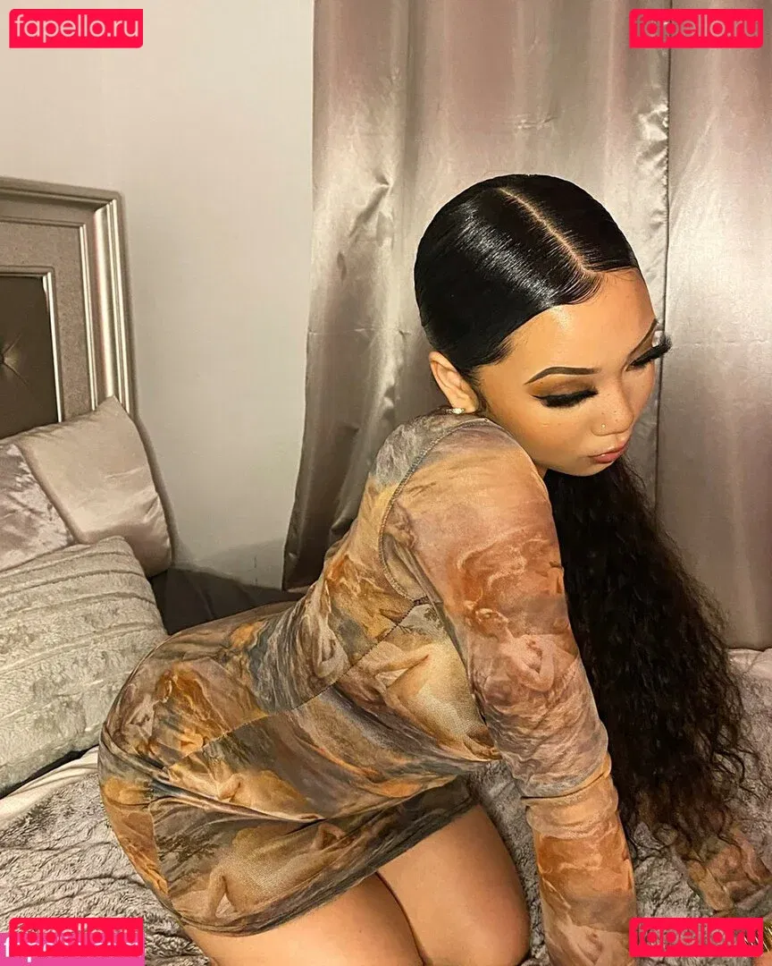 Thailiian Onlyfans Photo Gallery 