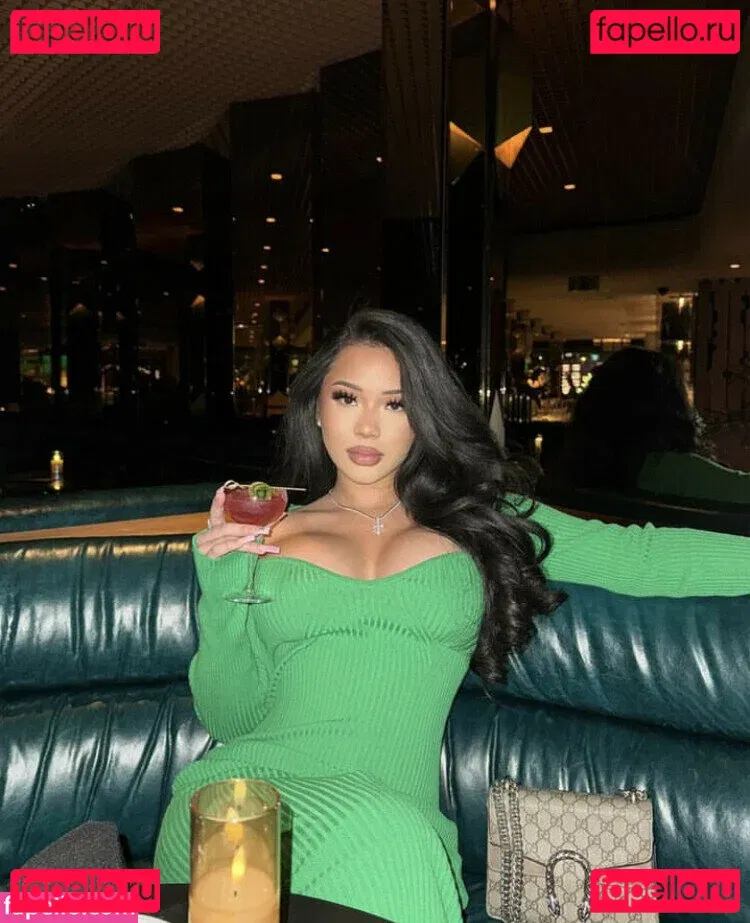 Thailiian Onlyfans Photo Gallery 