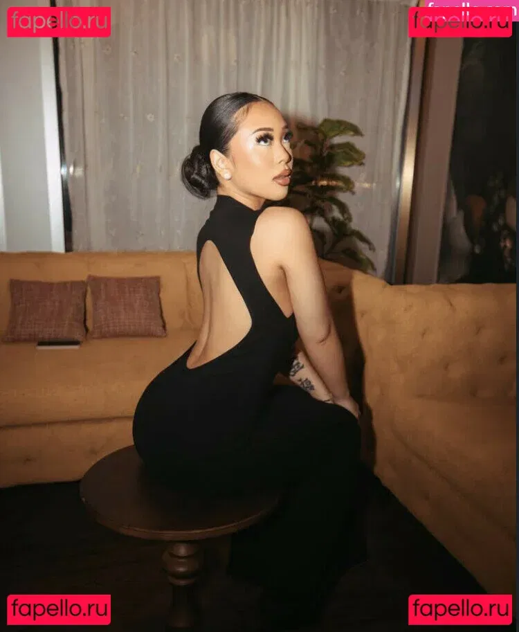 Thailiian Onlyfans Photo Gallery 