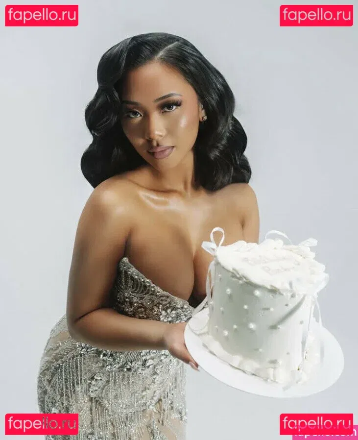 Thailiian Onlyfans Photo Gallery 