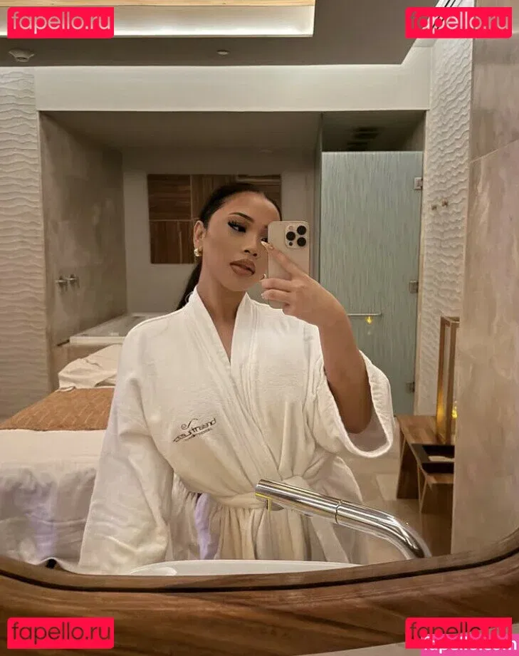 Thailiian Onlyfans Photo Gallery 