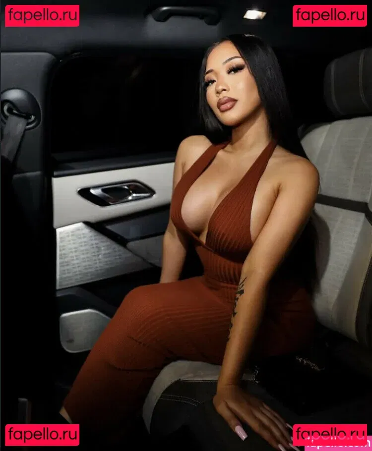 Thailiian Onlyfans Photo Gallery 