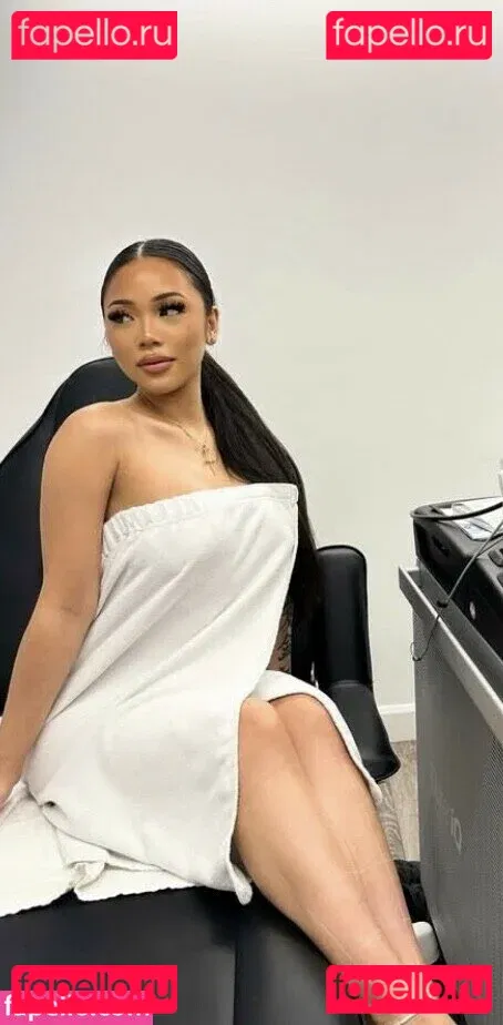 Thailiian Onlyfans Photo Gallery 