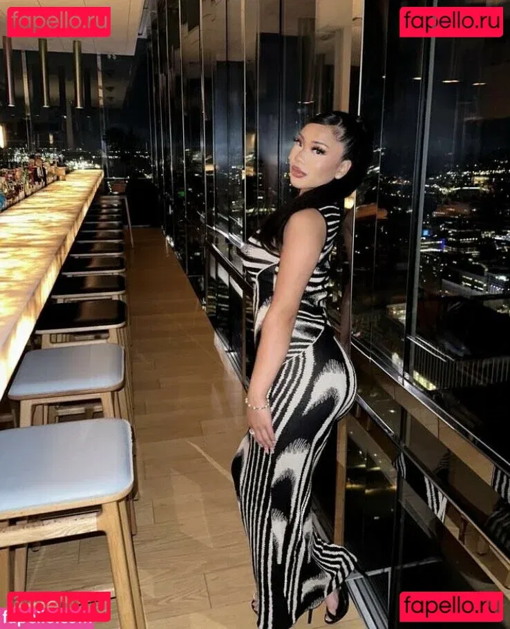 Thailiian Onlyfans Photo Gallery 