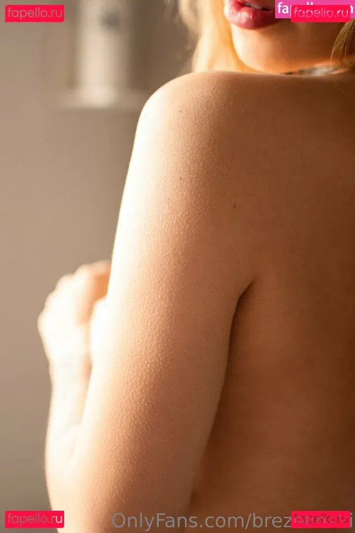 brezelinski Onlyfans Photo Gallery 