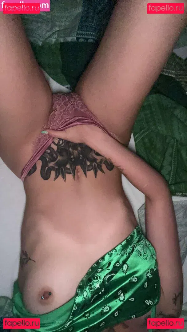 Onlyjennycee Onlyfans Photo Gallery 