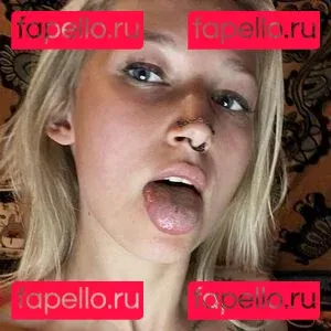 Onlyjennycee Onlyfans Photo Gallery 