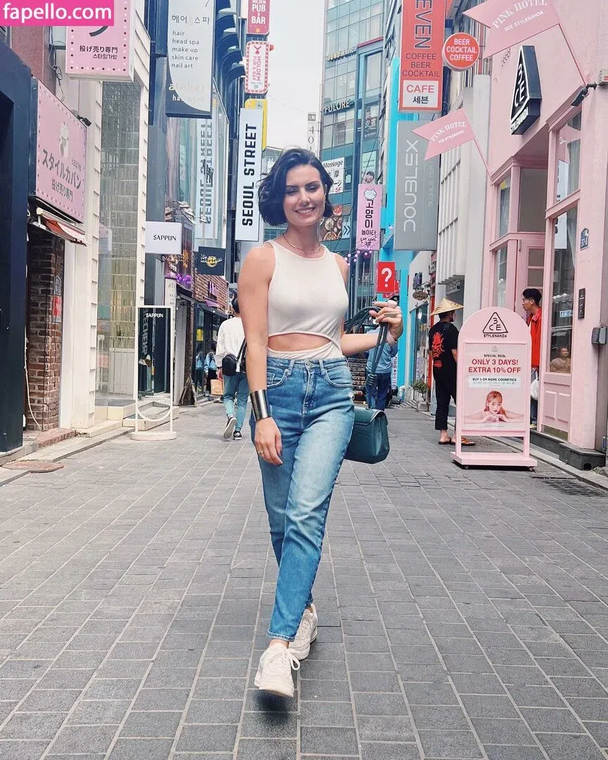 Nathalia Arcuri Onlyfans Photo Gallery 