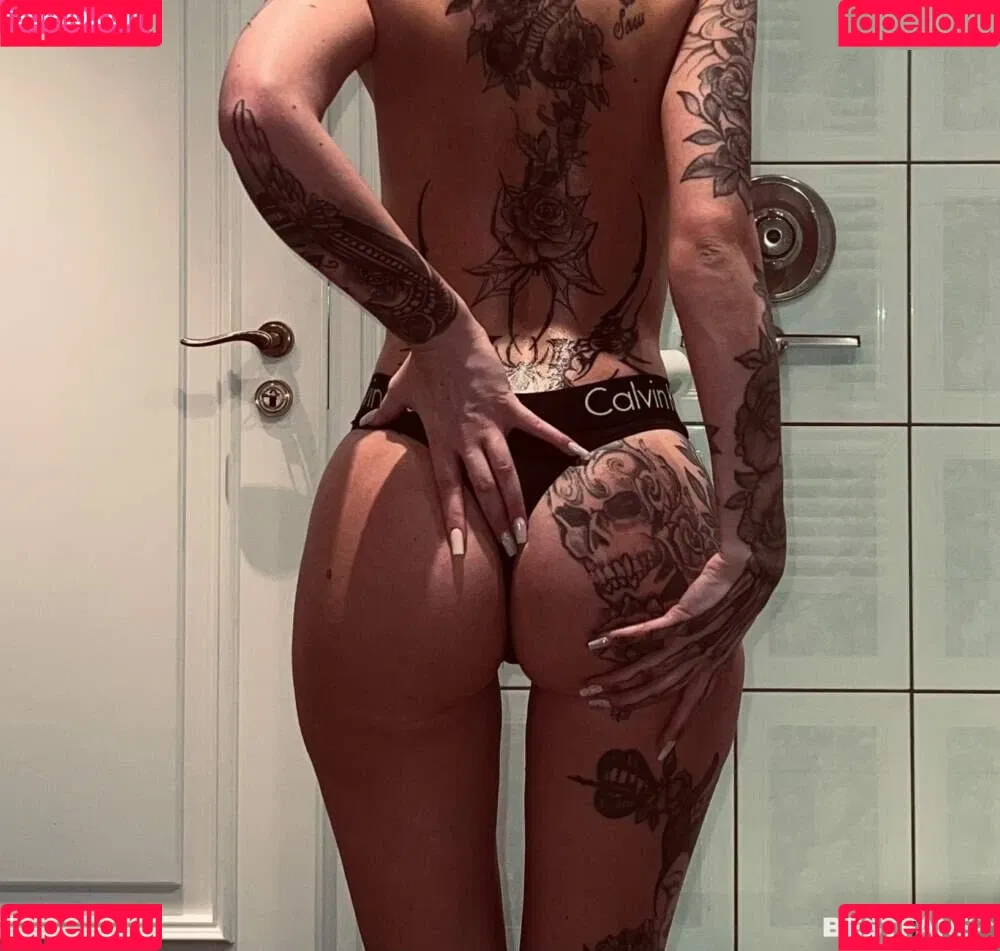 Leonie Flessers Onlyfans Photo Gallery 
