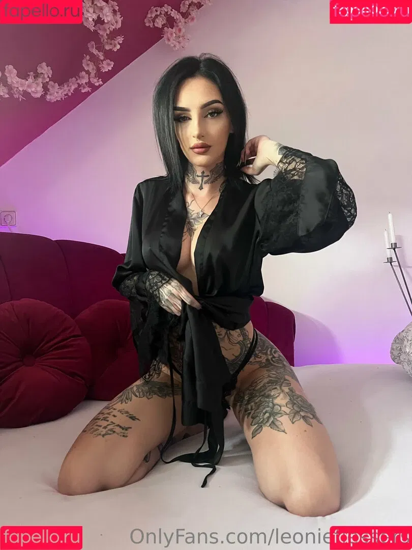 Leonie Flessers Onlyfans Photo Gallery 