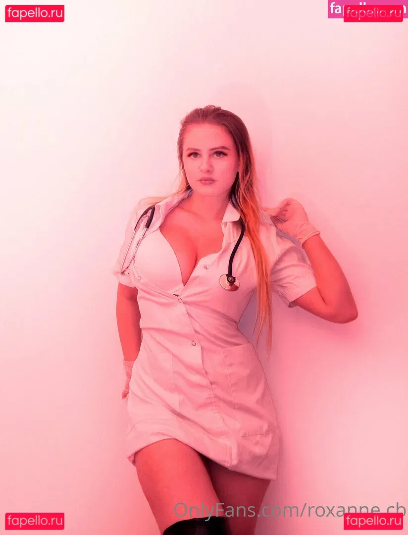 roxanne.cb Onlyfans Photo Gallery 