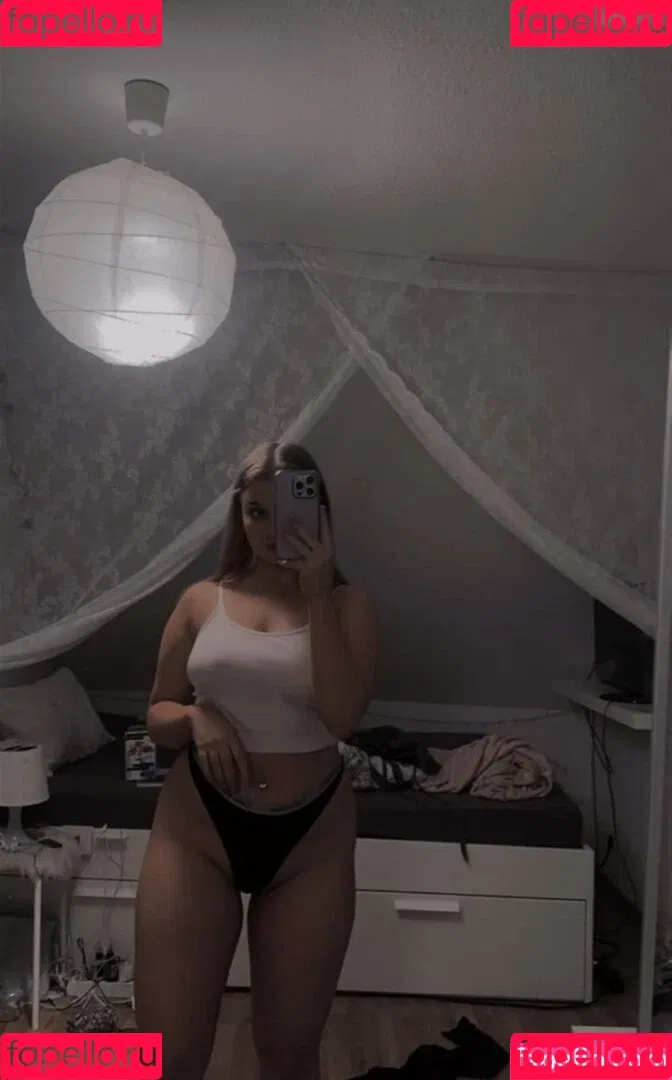 Milena Sing Onlyfans Photo Gallery 