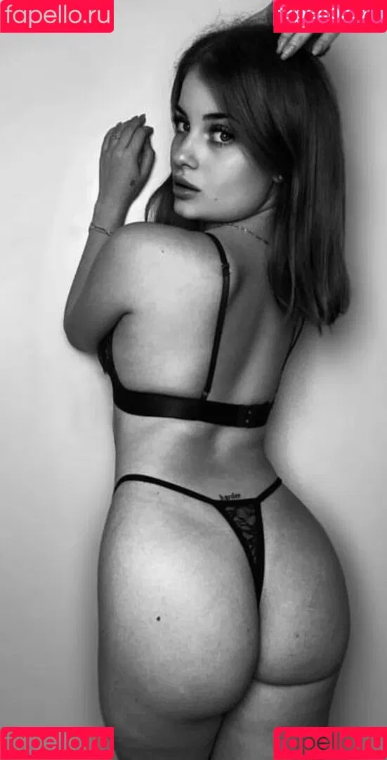 Milena Sing Onlyfans Photo Gallery 
