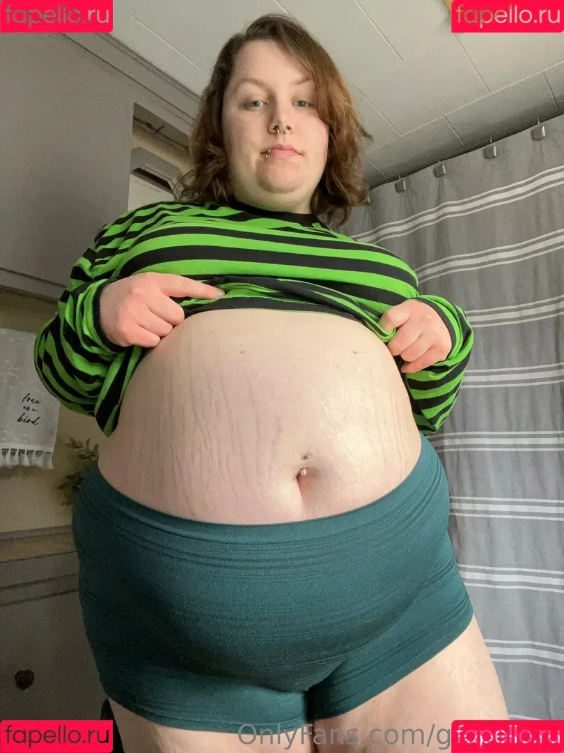 gothbelly Onlyfans Photo Gallery 