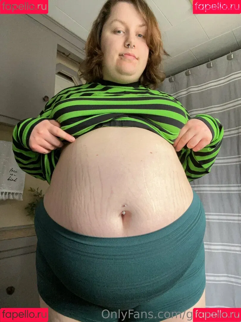 gothbelly Onlyfans Photo Gallery 