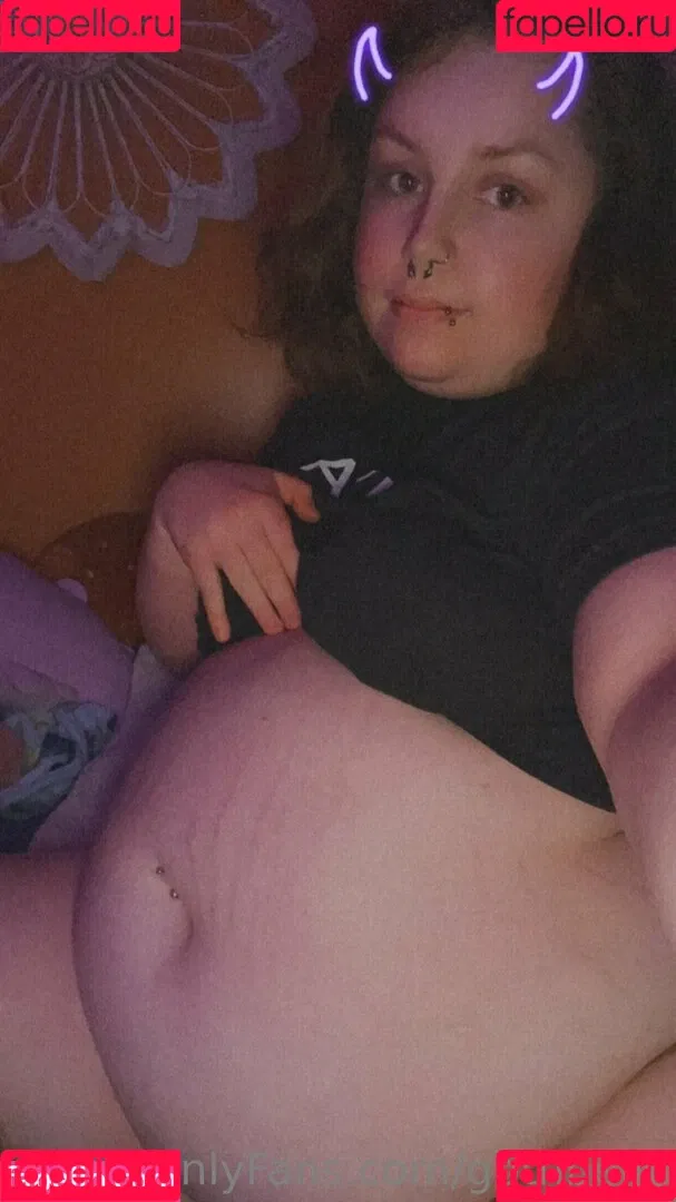 gothbelly Onlyfans Photo Gallery 