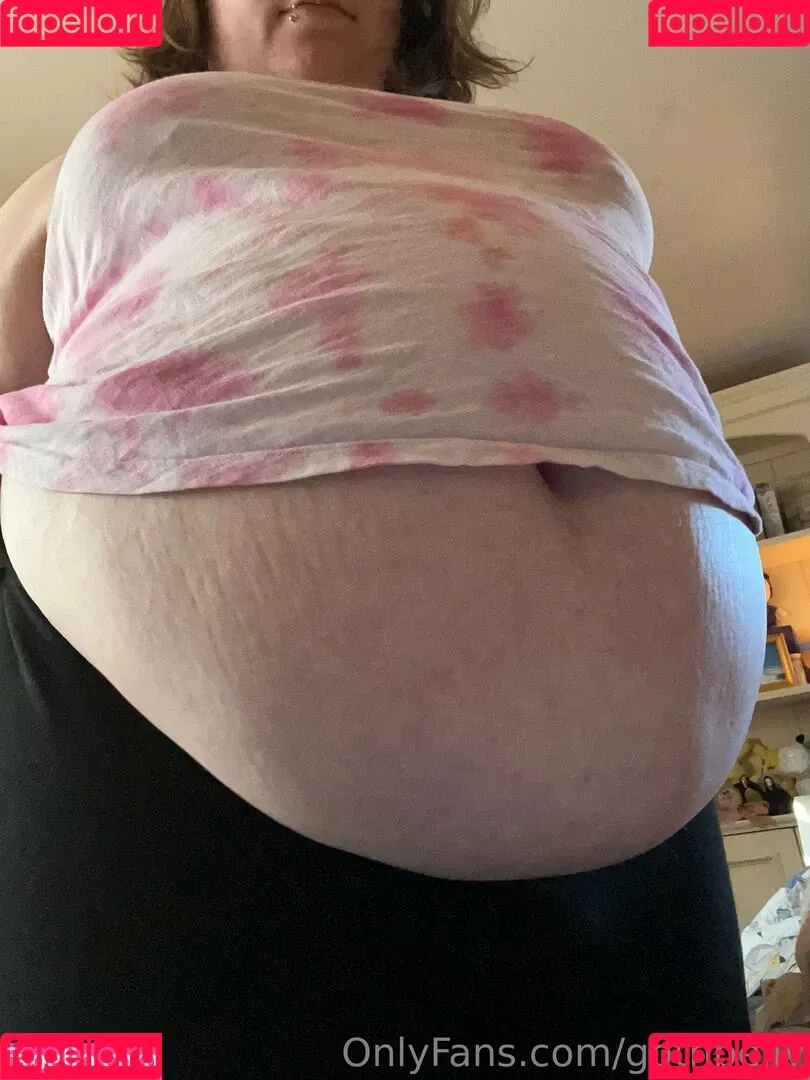 gothbelly Onlyfans Photo Gallery 