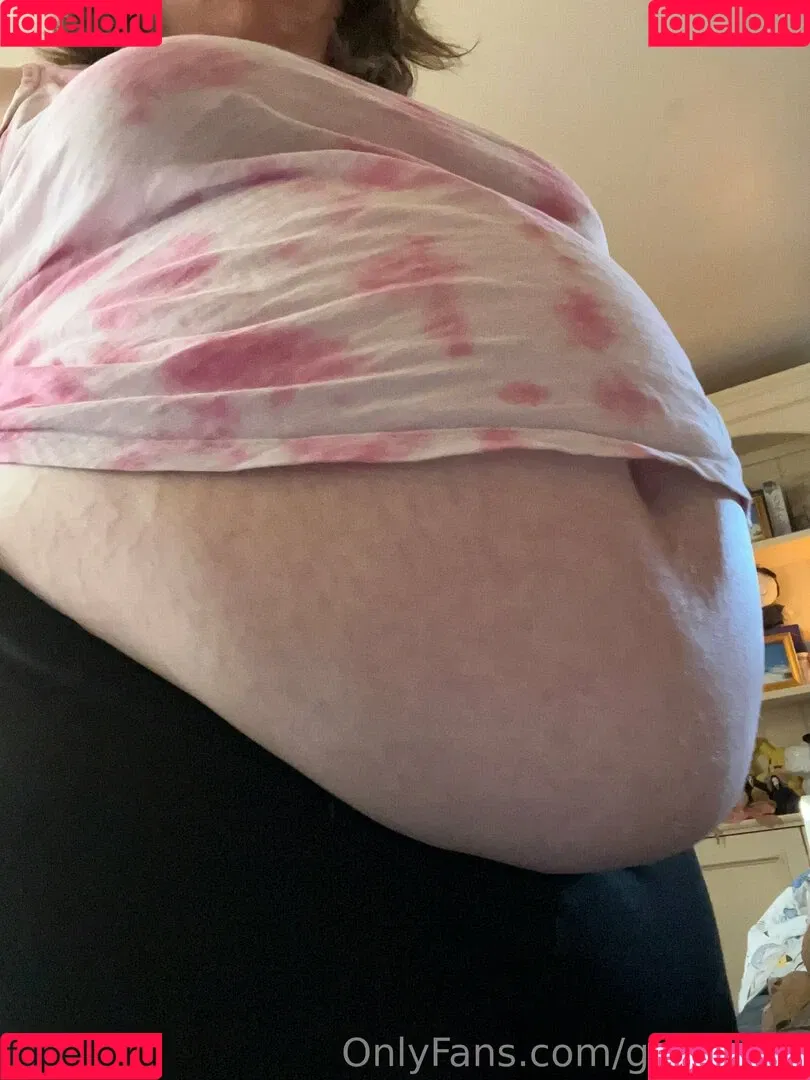 gothbelly Onlyfans Photo Gallery 