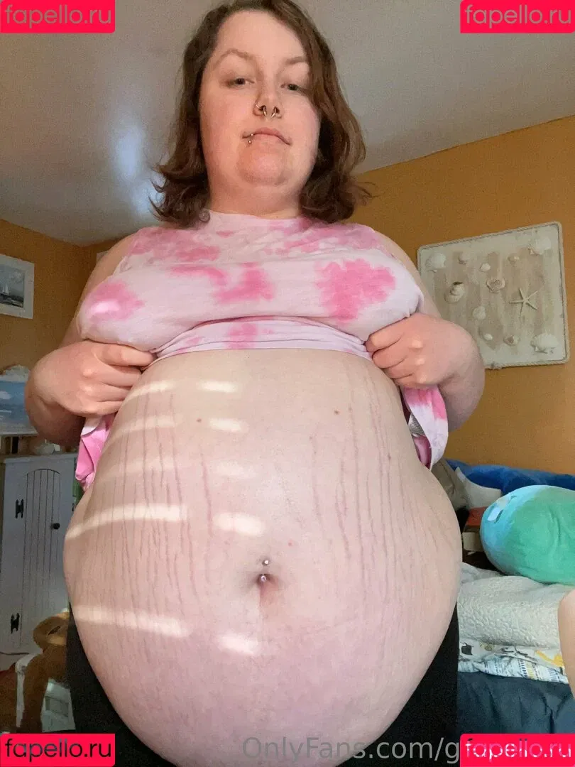 gothbelly Onlyfans Photo Gallery 