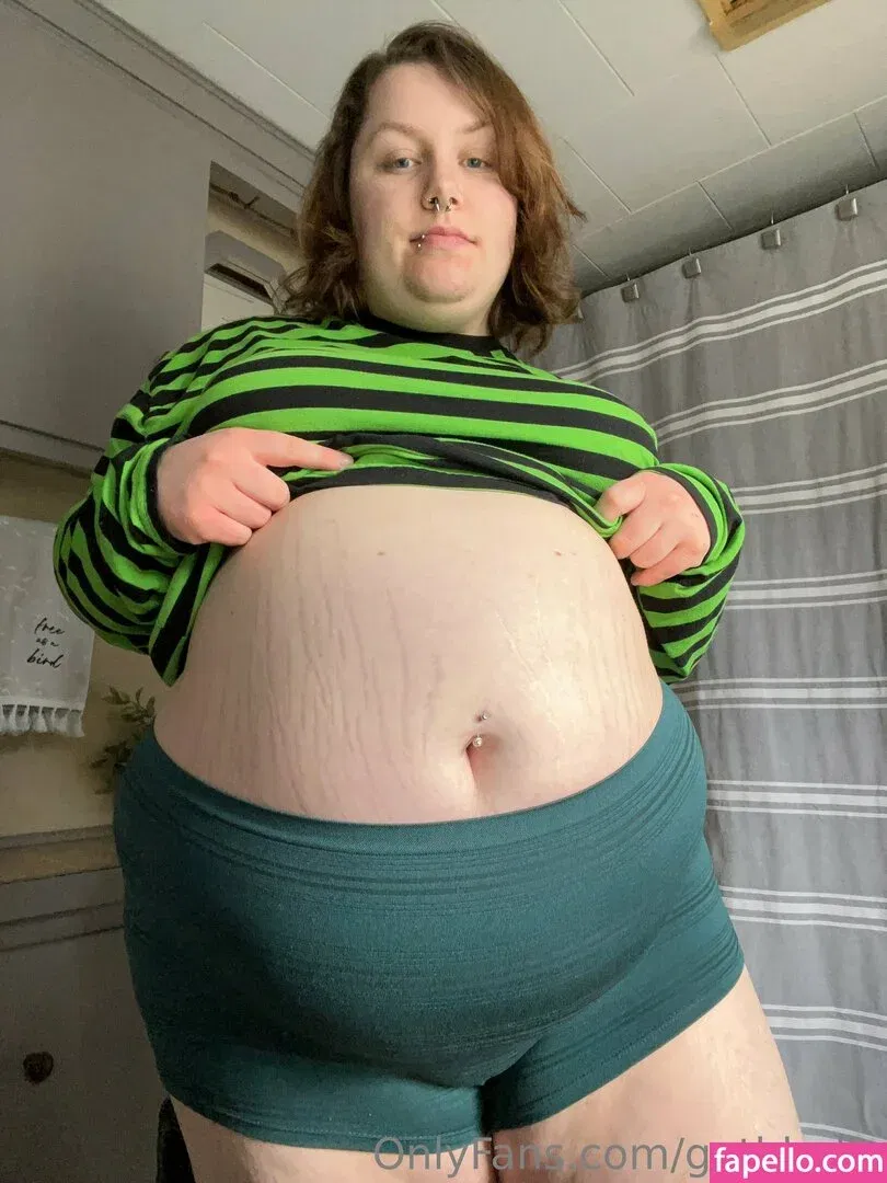 gothbelly Onlyfans Photo Gallery 