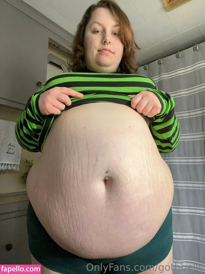 gothbelly Onlyfans Photo Gallery 