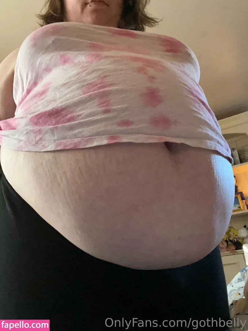 gothbelly Onlyfans Photo Gallery 