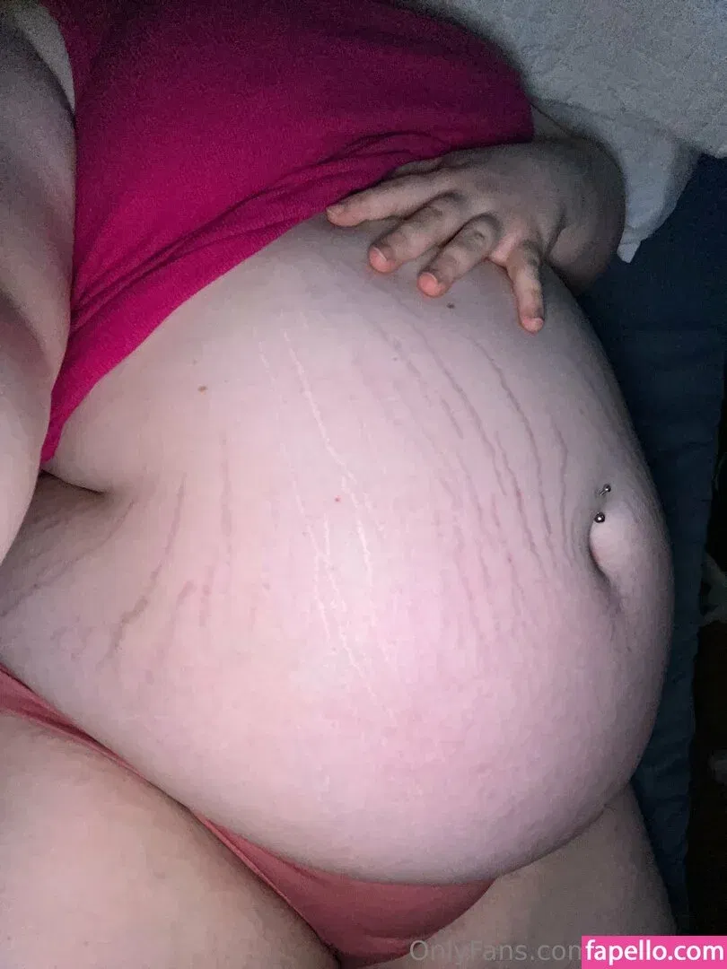 gothbelly Onlyfans Photo Gallery 