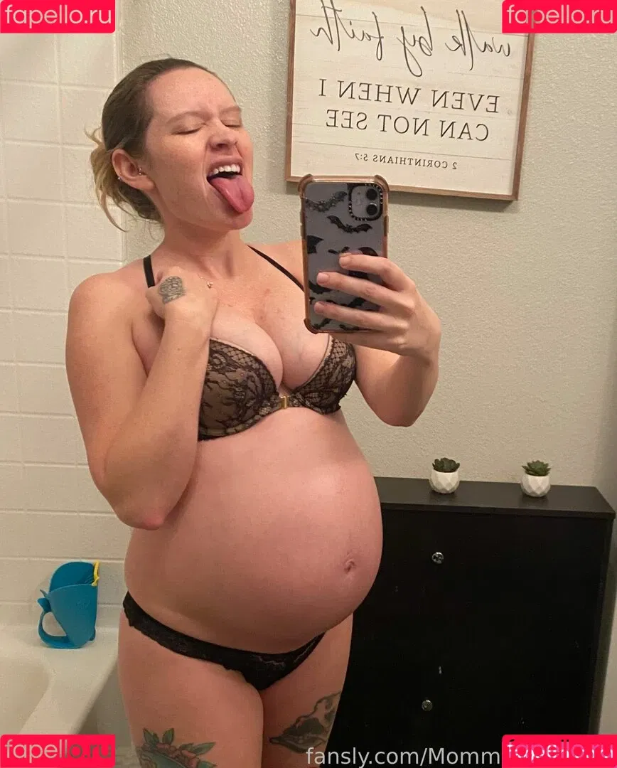 MommyPenelope Onlyfans Photo Gallery 