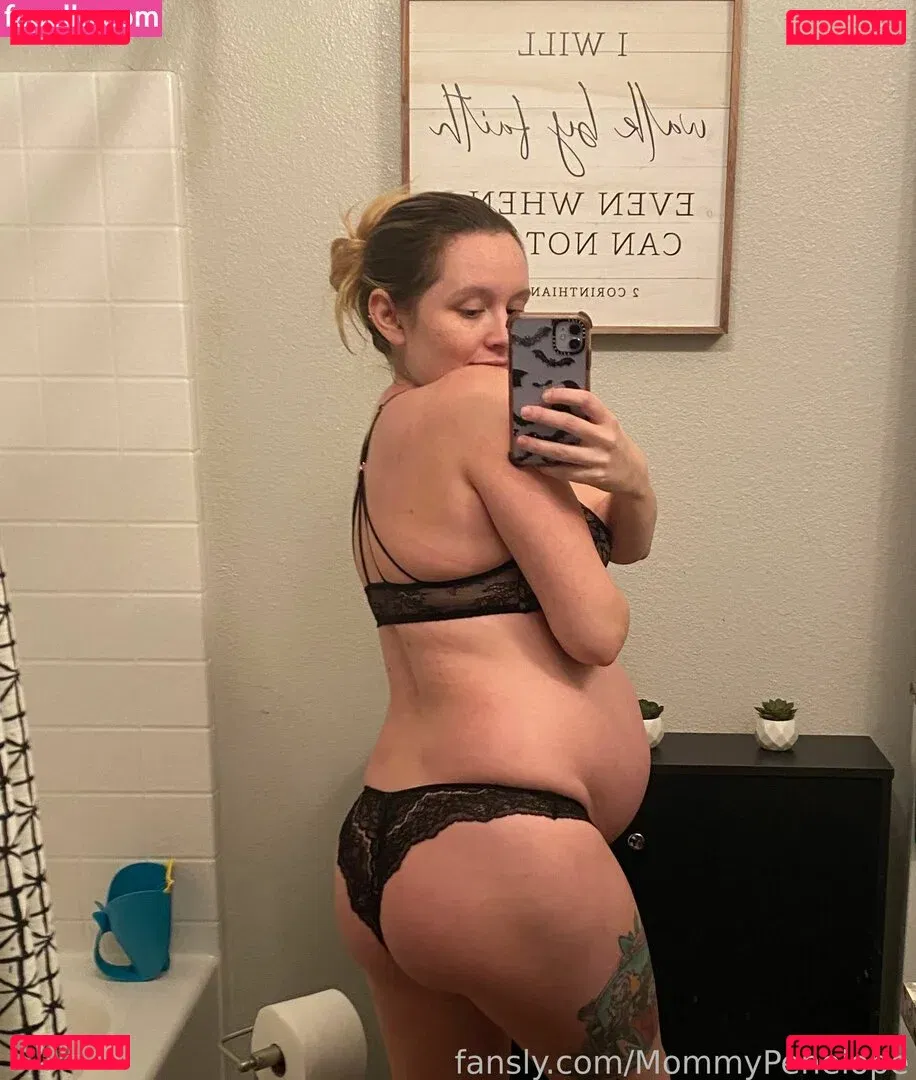 MommyPenelope Onlyfans Photo Gallery 