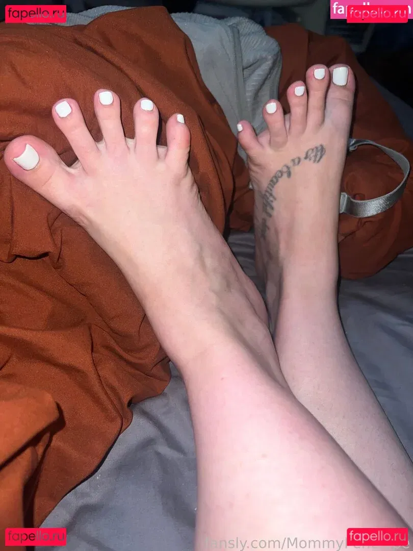 MommyPenelope Onlyfans Photo Gallery 