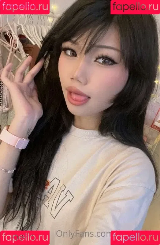 yoshiohka Onlyfans Photo Gallery 