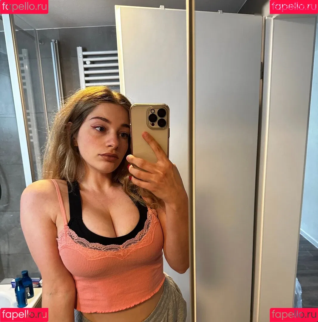 Belkasu Onlyfans Photo Gallery 