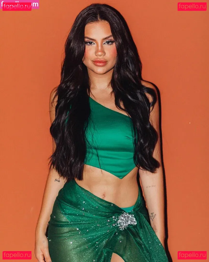 Vivi Wanderley Onlyfans Photo Gallery 