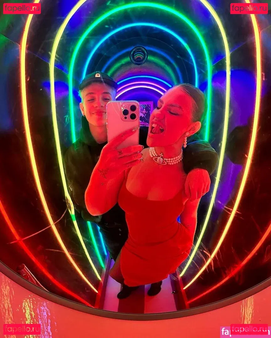 Vivi Wanderley Onlyfans Photo Gallery 