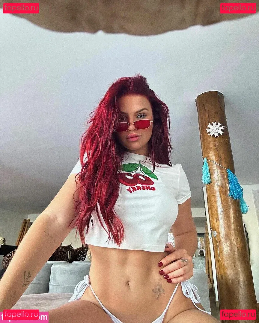 Vivi Wanderley Onlyfans Photo Gallery 