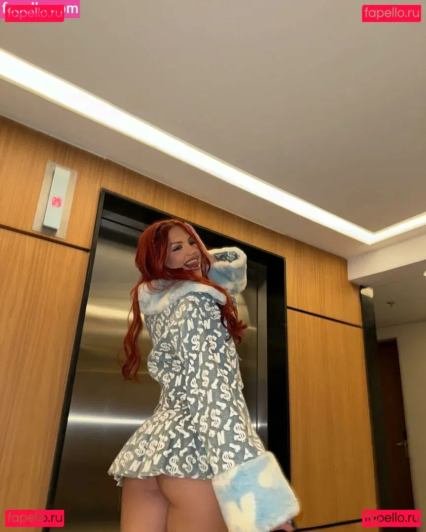 Vivi Wanderley Onlyfans Photo Gallery 